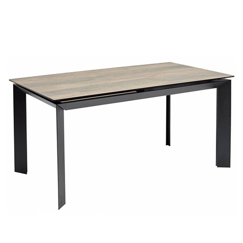 Обеденные столы