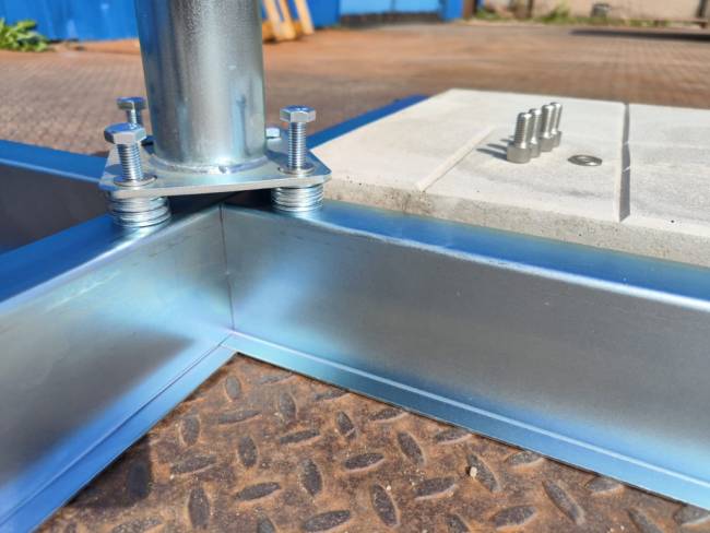 База утяжелительная для зонта BQ8080ZS стальной 850х850 мм