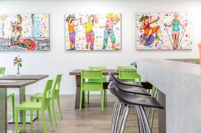 Стул пластиковый Sai зеленый 480х510х820 мм